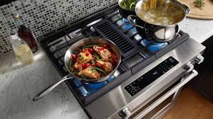 If you're shopping for a countertop gas range for your food truck, concession stand, or small restaurant, our inventory of products is a smart place to start. Range Oven And Cooktop Buying Guide Lowe S