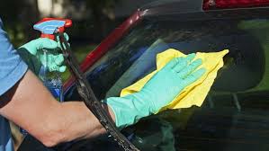 Cleaning Car Windows Without Streaks