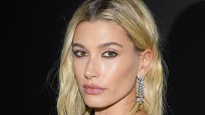hailey bieber revealed she suffers from