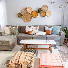 how to mix and match throw pillows like