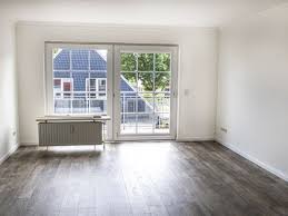 Der erwerb von eigentumswohnungen ist oftmals eine günstigere alternative zum jahrelangen miete zahlen. Wohnung Mit Garten Mieten In Henstedt Ulzburg Immobilienscout24