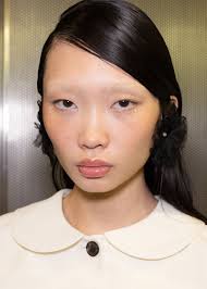 spring summer 2024 makeup trends from