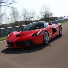 The weight of the car is also more evenly distributed, resulting in improved handling. Ferrari Laferrari 2014 Vs Lamborghini Aventador Lp 700 4 2014 What Is The Difference