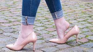 Should i make my shoes smaller? Solved 10 Ways To Stop Shoes Slipping At The Heel