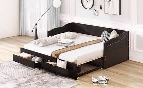 Wooden Extendable Daybed With Trundle