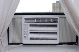 This unit is small, compact and lightweight, so it is easy to move from room to room but powerful enough to get the effect you need. 5 000 Btu Window Air Conditioner Twac 05cm K0r1 Tcl