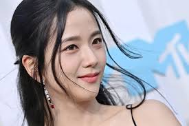 korean female beauty standards 10