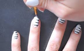 abstract zebra nails easy fun nail