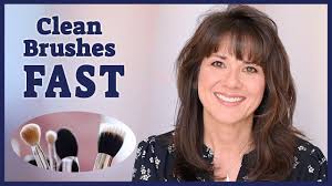 clean makeup brushes fast and easy