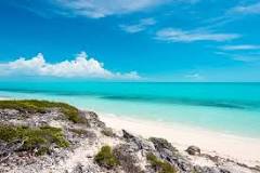 why-is-the-water-turquoise-in-turks-and-caicos