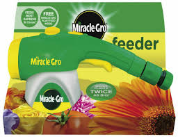 Miracle Gro 016733 Feeder For