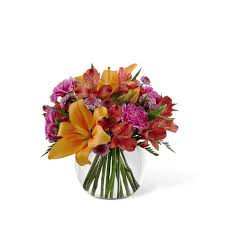 Ordered an arrangement for my wife for our anniversary via ftd website, to be delivered to her office on a wednesday. Light Of My Life Bouquet In Orlando Fl Neu Blooms Floral And Event Design