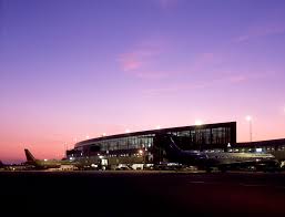 hotels near the austin airport visit