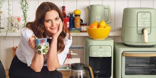 Find kitchen suites from top brands at sears. Ooooooh Drew Barrymore S New Kitchen Appliance Line Is Really Really Chic Editorpen