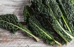 Can kale cause blood clots?