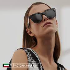 This layered cateye style comes in various layered acetate color options and base 6 lenses as well as in crystal acetate with base 2 lenses. Ubuy Uae On Twitter Victoria Beckham Sunglasses Shop Now Https T Co V6uonuxxpa Ubuy Victoria Beckham Sunglasses Fashion Style Summer Stylish Online Shop Https T Co X7zrrrvin8