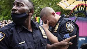 nyc pride parade bans police