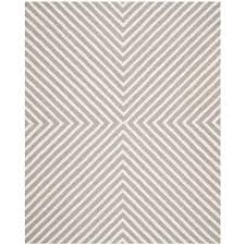 border geometric trellis runner rug