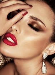 glam smokey golden eyes and red lips