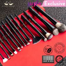 cuffsnlashes makeup brushes set of 14