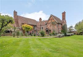 listed character property in berkshire