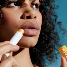 how to exfoliate lips and diy lip scrub