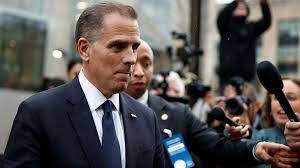 https://www.ctvnews.ca/mobile/world/fox-news-takes-down-hunter-biden-mock-trial-miniseries-after-lawsuit-threat-1.6867740 gambar png
