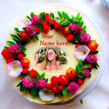 name picture on birthday cake by komal