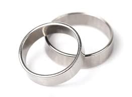 pros and cons of stainless steel rings