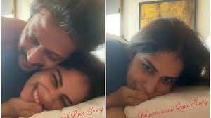 Genelia D Souza shares cute video as Riteish Deshmukh kisses her in bed |  Bollywood - Hindustan Times