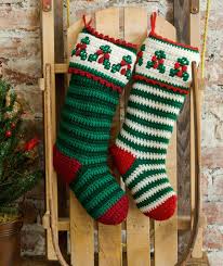 Holly And Berry Striped Stockings Allfreecrochet Com