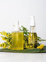 three and urang cleansing oils review
