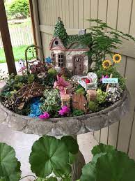 15 diy miniature fairy garden ideas
