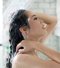 washing the hair hot or cold