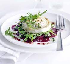 Goats Cheese And Beetroot Starter gambar png