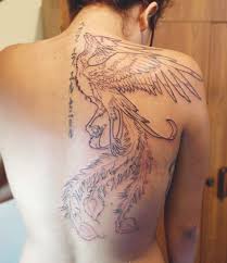 Imagem de tatuagem de fenix feminina. Fenix Tattoo Significado E 55 Fotos E Ideias Tatuagem Org