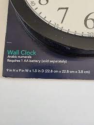 Black Round Battery Operated Wall Clock