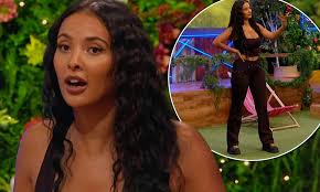 Taking to twitter, maya blasted. Maya Jama Wows Save Our Summer Viewers In A Plunging Corset Style Crop Top Daily Mail Online