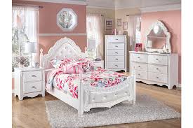 We did not find results for: Exquisite Full Poster Bed Ashley Furniture Homestore