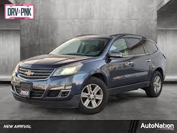 2023 chevy traverse mid size 3 row