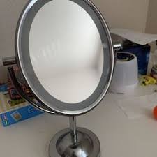 lighted vanity makeup mirror
