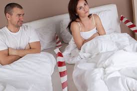 Warum Paare in getrennten Betten schlafen! | NETPAPA