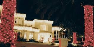 We customize each design to make your display merry and bright. 5 Tips For Great Christmas Lighting For Orange County Homes Oclights
