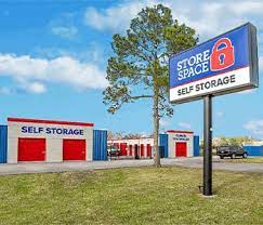 storage units at 5512 s willow dr