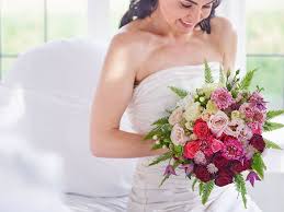 Unfortunately, flowers from the florist are often grown under conditions that harm the environment and farm workers. The Different Types Of Wedding Bouquet Interflora