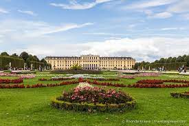 schönbrunn palace and gardens history