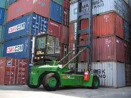 Once again, it's important that only trained and certified forklift operators load and unload the shipping container. Container Forklifts Australia Empty Container Handlers Mla Holdings