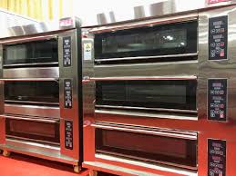 3 Deck 6 Tray Gas Pizza Oven Large