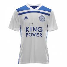 King power y el club han además, pantalones cortos blancos y medias azules completan el nueva camiseta leicester city 2020 2021 para los juegos como director del equipo. Camisetas Leicester City Local Visitante Tercera