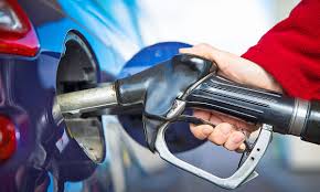 Wann sollte ich tanken um zu sparen? Aktueller Benzinpreis Dieselpreis Billiger Tanken Autozeitung De